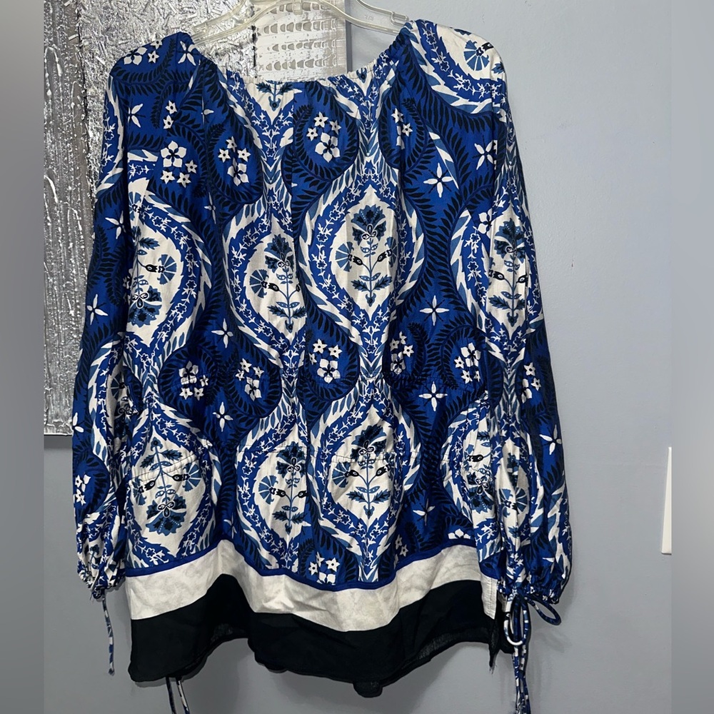Drawstring-detail blouse - Picture 4 of 5